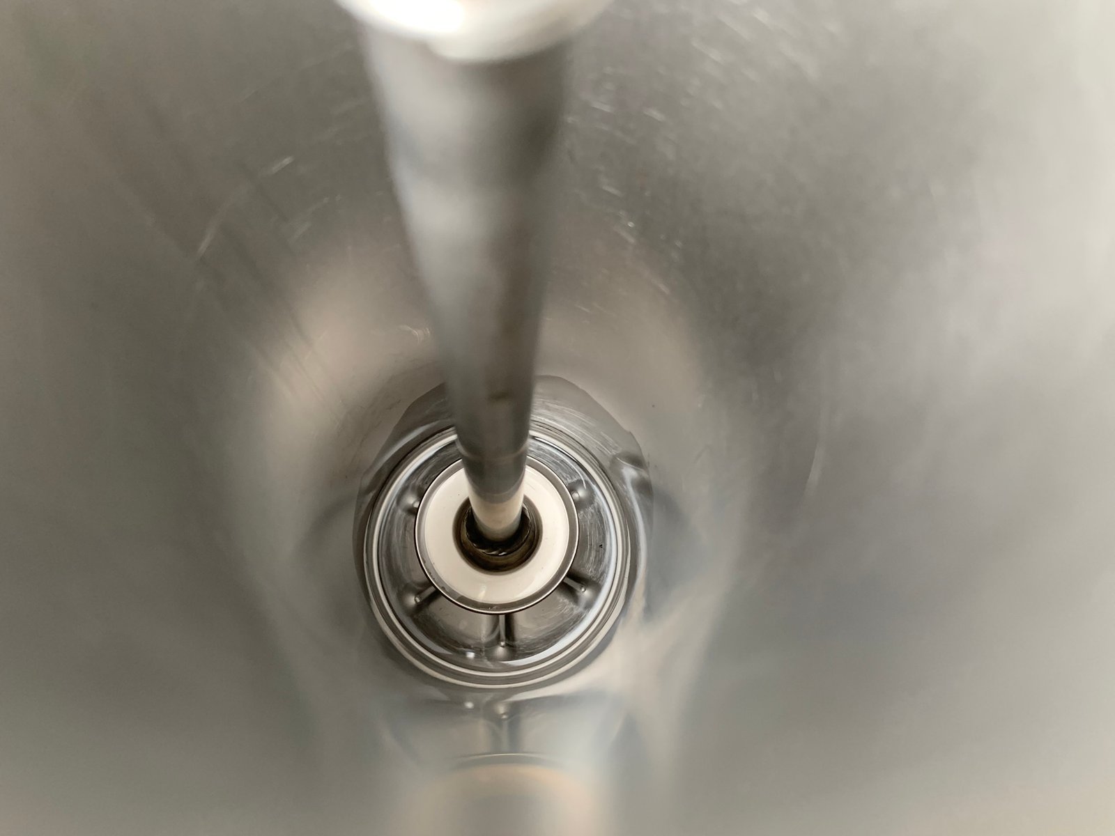 Stainless steel hemp oil and resin removal for processing machinery